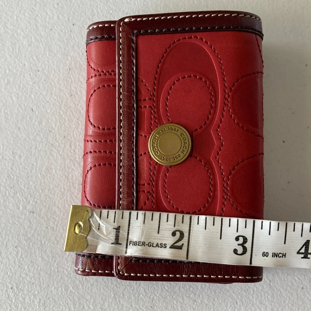 Coach Vintage Hampton Embossed Leather Signature Trifold Wallet - Picture 9 of 9